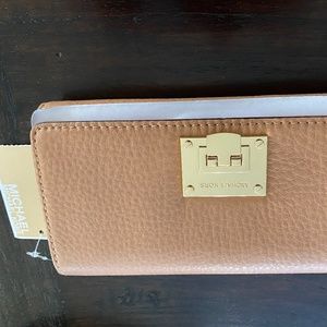Michael Kors wallet